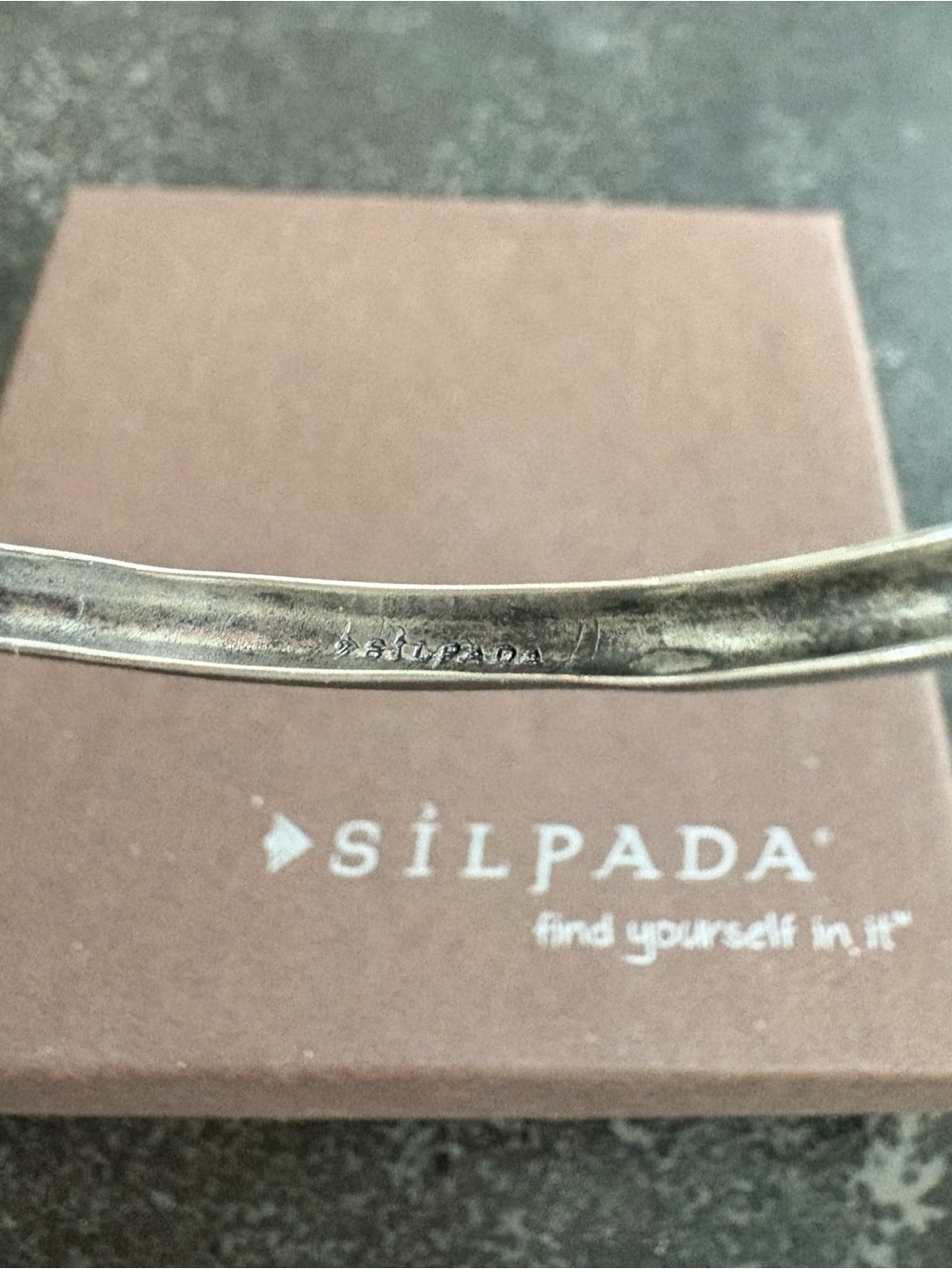 Silpada .925 Sterling Silver Willow Bangle Bracelet - Picture 5 of 6